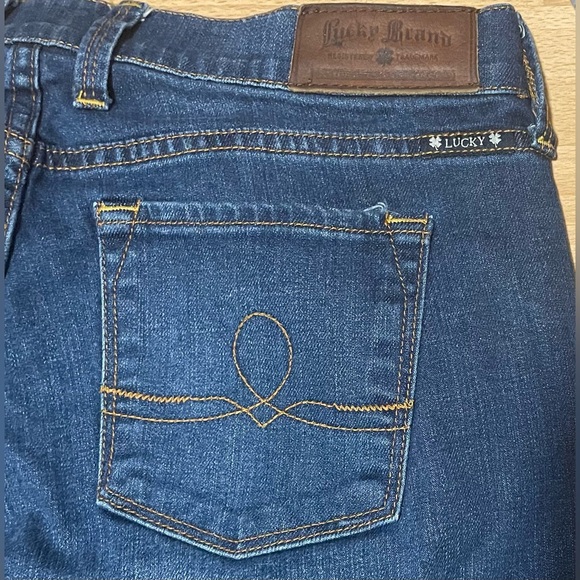 Lucky Brand Jeans ❤️‍🔥🦋 - Picture 4 of 11